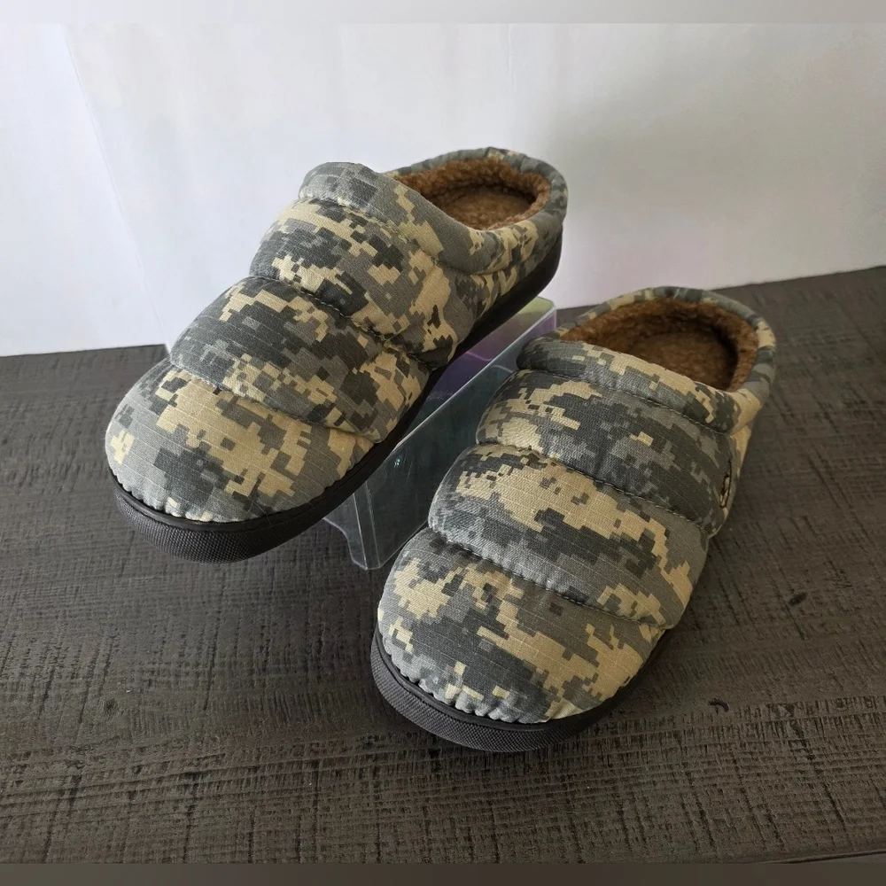 Ariat Men's Clog Slippers With Faux Shearling Size 9